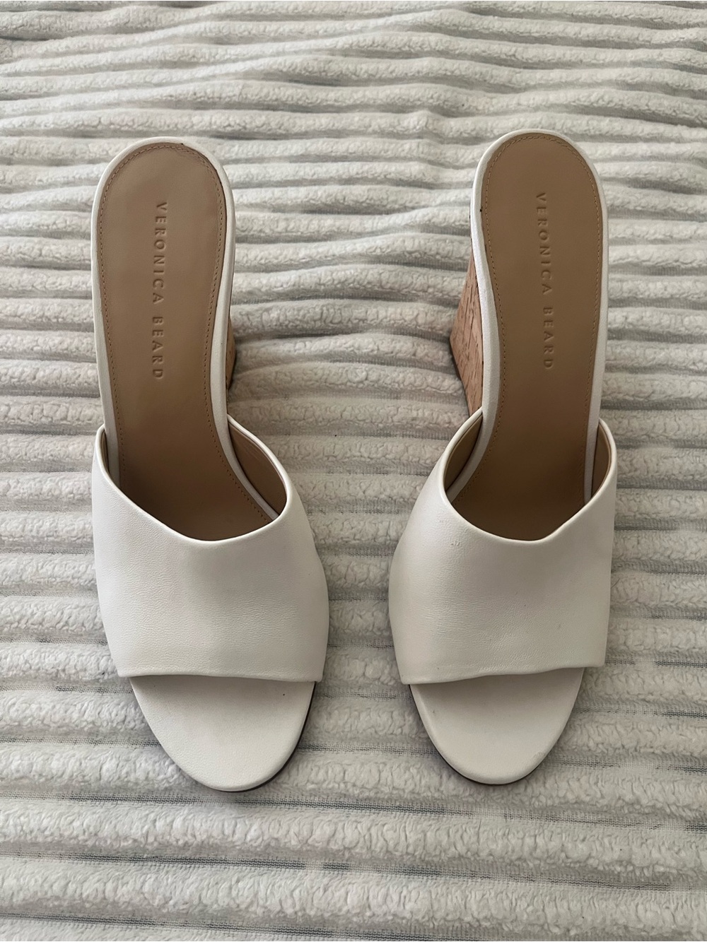 Veronica Beard White Cork Wedges - Picture 2 of 7